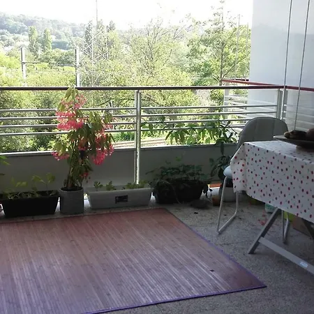 T2 Bis Avec Terrasse Vue Montagne Proche Mer, Commerces Et Biarritz Apartment Bidart